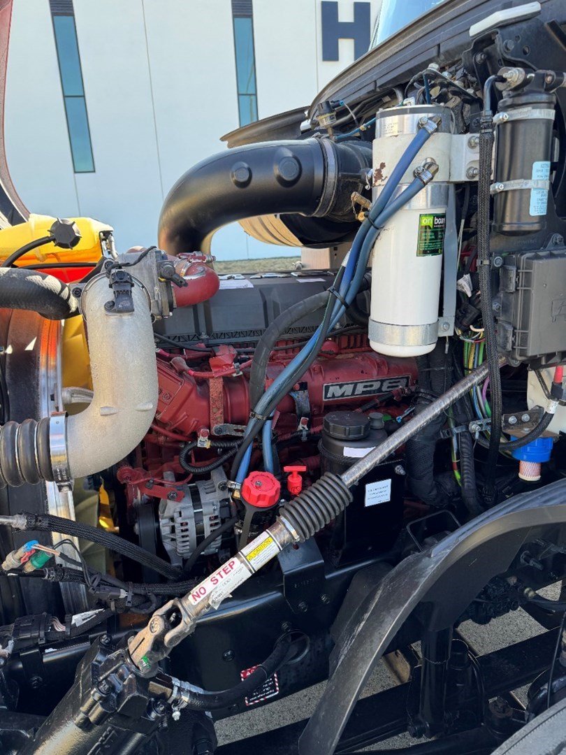 2021 Mack Anthem Daycab - image 9